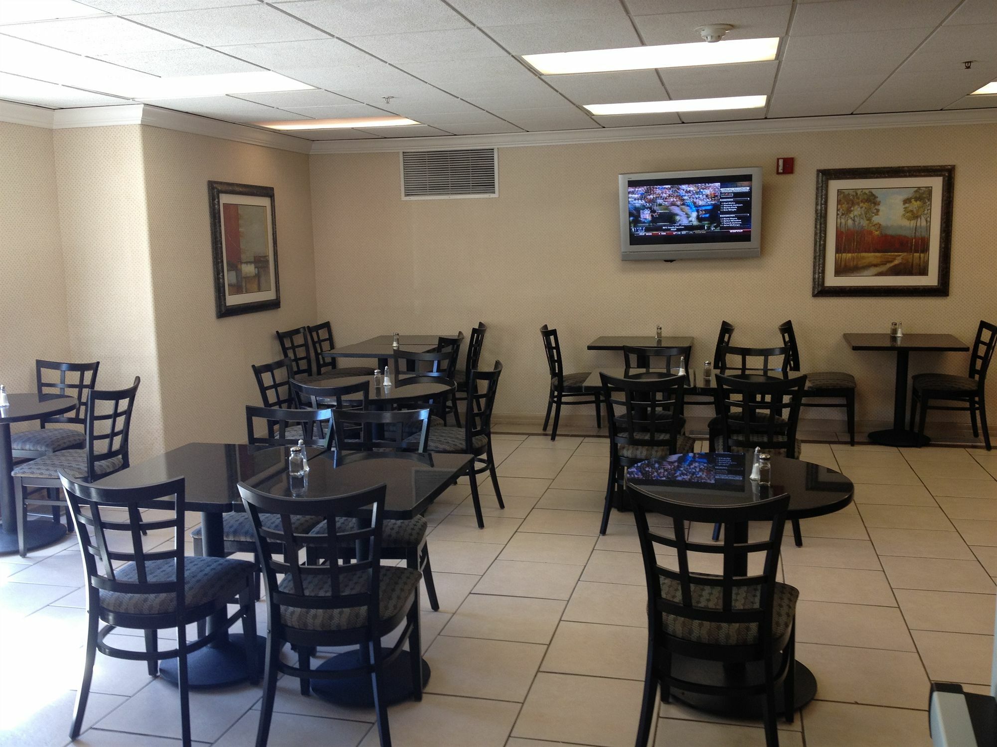 Stevenson Ranch Comfort Suites Near Six Flags Magic Mountain מראה חיצוני תמונה