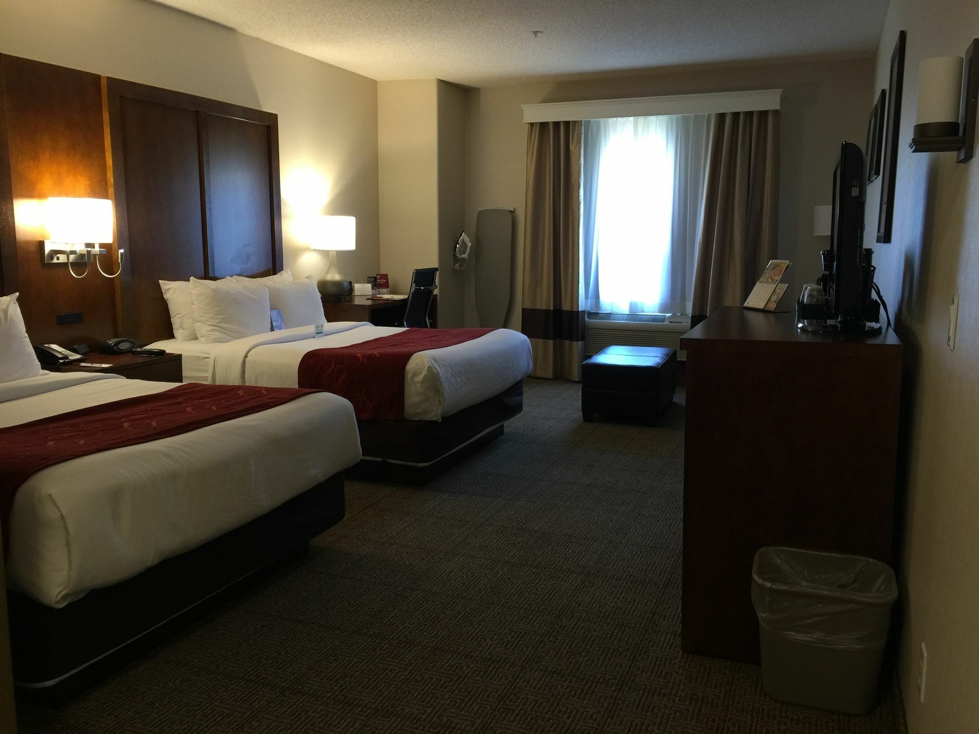 Stevenson Ranch Comfort Suites Near Six Flags Magic Mountain מראה חיצוני תמונה